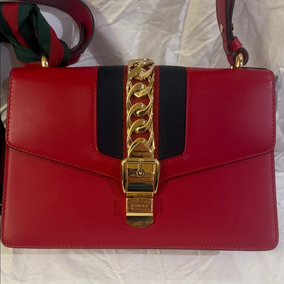 Gucci Red Web Sylvie Leather Large Shoulder Bag with COA and extra strap. - Picture 4 of 16